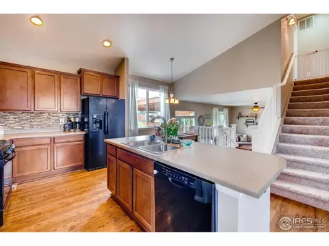 8516 Raspberry Dr, Longmont, CO 80504 photo 7