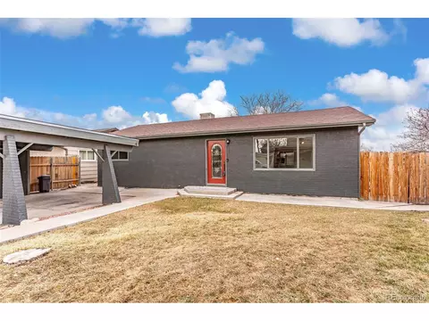 4 Heather Wood Ln, Pueblo, CO 81008