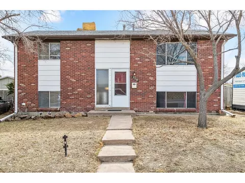 3310 W Mountain Rd, Englewood, CO 80110