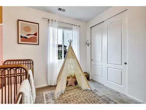 25600 E Maple Pl, Aurora, CO 80018 photo 5