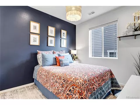 25600 E Maple Pl, Aurora, CO 80018 photo 7