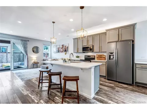 25600 E Maple Pl, Aurora, CO 80018 photo 12
