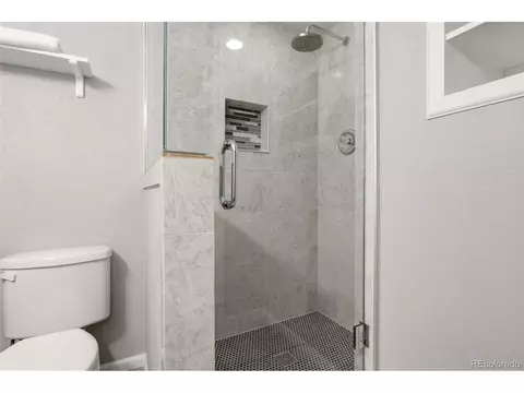 Bath - 19781 E Vassar Ave, Aurora, CO 80013 photo 6 of 6
