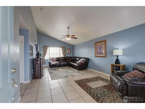 15690 E 48th Pl, Denver, CO 80239 photo 14