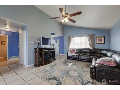 15690 E 48th Pl, Denver, CO 80239 photo 8