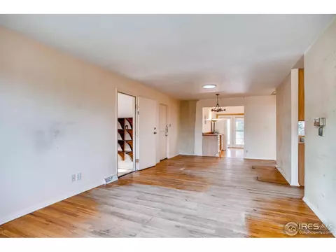 275 S 41st St, Boulder, CO 80305 photo 2
