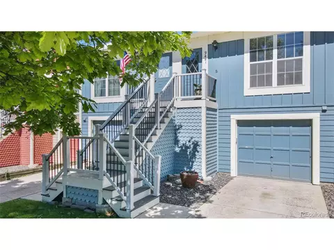 9441 W Ontario Dr, Littleton, CO 80128