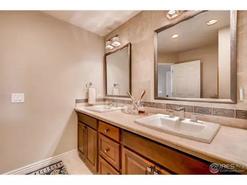 2147 S Grant St, Denver, CO 80210 photo 18