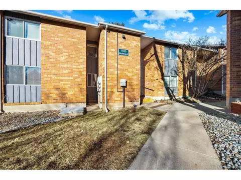 1625 N Murray Blvd #204, Colorado Springs, CO 80915