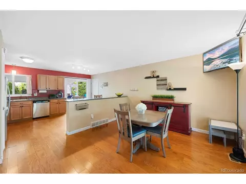 1151 S Lewiston St, Aurora, CO 80017 photo 8