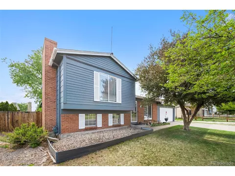 1151 S Lewiston St, Aurora, CO 80017 photo 3