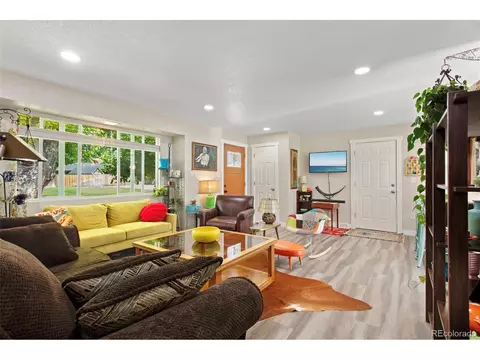 5992 S Adams Dr, Centennial, CO 80121