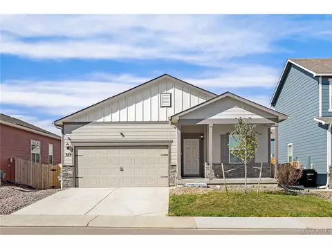 389 Maple St, Bennett, CO 80102