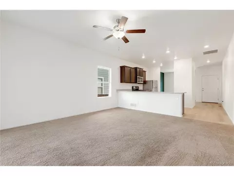 389 Maple St, Bennett, CO 80102 photo 13