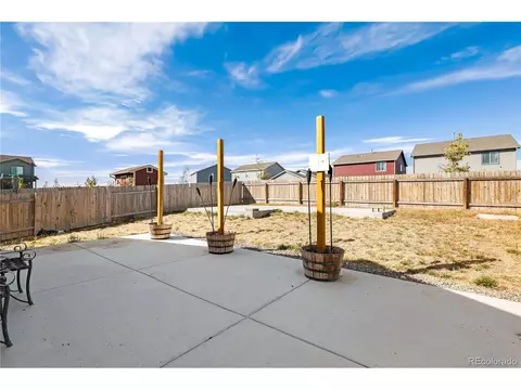 389 Maple St, Bennett, CO 80102 photo 24