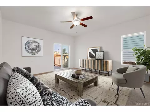 389 Maple St, Bennett, CO 80102 photo 2