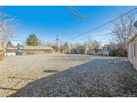 1934 Macon St, Aurora, CO 80010 photo 24