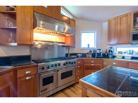 4 Acorn Ln, Boulder, CO 80304 photo 8