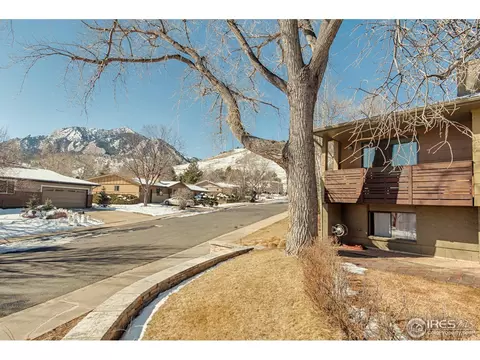 605 Ithaca Dr, Boulder, CO 80305 photo 4