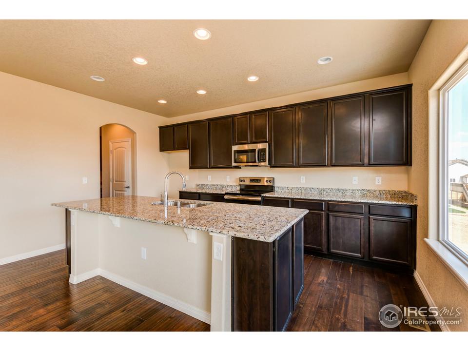  2475 Barela Dr, Berthoud, CO 80513 photo 2