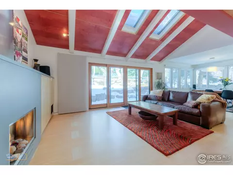 287 Spruce Ct, Boulder, CO 80302 photo 3