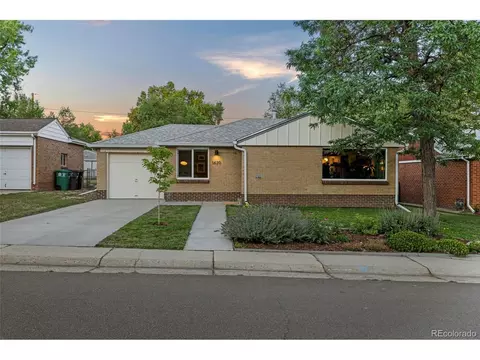 1420 S Bellaire St, Denver, CO 80222