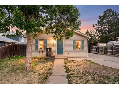 206 N 10th Ave, Brighton, CO 80601