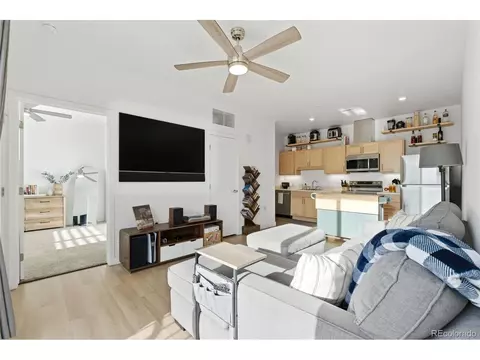 5702 Central Park Blvd #6-322, Denver, CO 80238