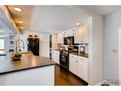 4690 Berkshire Pl, Boulder, CO 80301 photo 6