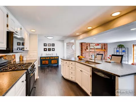 4690 Berkshire Pl, Boulder, CO 80301 photo 3