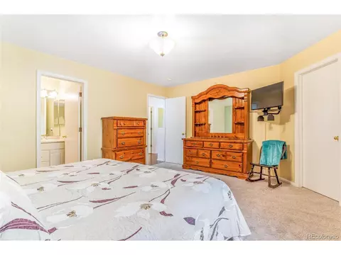 5320 E 100th Dr, Thornton, CO 80229 photo 13