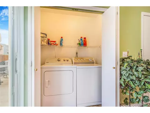 5320 E 100th Dr, Thornton, CO 80229 photo 11