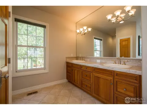 4986 Malibu Dr, Berthoud, CO 80513 photo 17