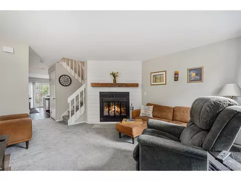 11987 E Kepner Dr, Aurora, CO 80012
