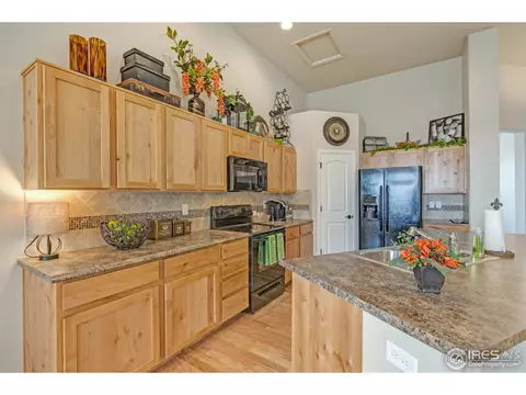 845 Sunlight Peak Dr, Windsor, CO 80550 photo 8