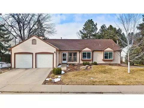 6933 S Dahlia St, Centennial, CO 80122