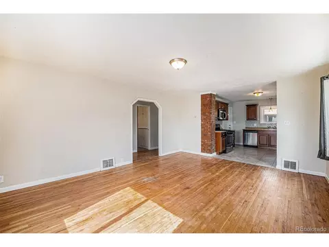 201 4th St, Frederick, CO 80530 photo 4