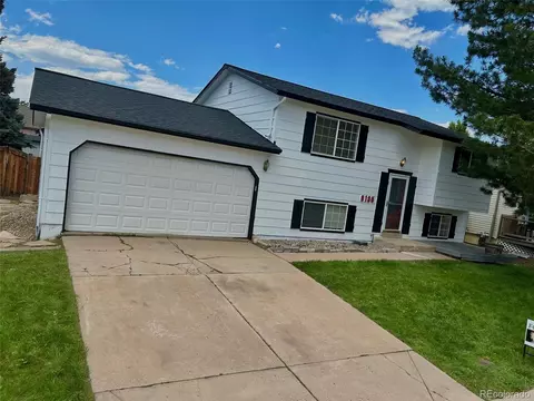 9135 W Maplewood Ave, Littleton, CO 80123