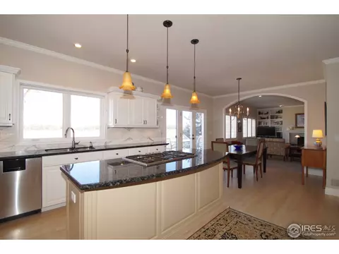 5682 Euclid Pl, Boulder, CO 80303 photo 4