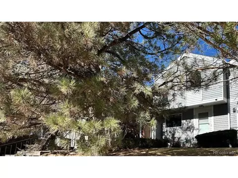 10 S Nome St #E, Aurora, CO 80012
