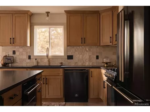 Kitchen - 33691 Nova Rd, Pine, CO 80470 photo 7 of 8