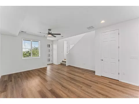 Living - 24223 E 41st Ave, Aurora, CO 80019 photo 6 of 7