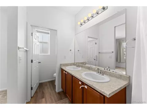 Bath - 24223 E 41st Ave, Aurora, CO 80019 photo 3 of 4