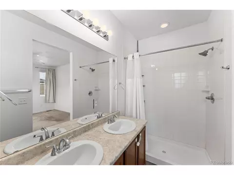 Bath - 24223 E 41st Ave, Aurora, CO 80019 photo 4 of 4
