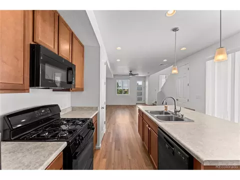 Kitchen - 24223 E 41st Ave, Aurora, CO 80019 photo 2 of 3