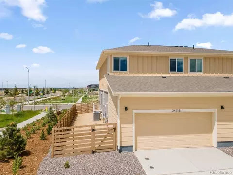Exterior - 24116 E 53rd Dr, Aurora, CO 80019 photo 6 of 8