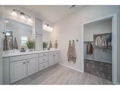 21937 E 51st Dr, Aurora, CO 80019 photo 11