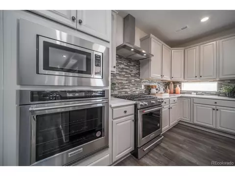 21937 E 51st Dr, Aurora, CO 80019 photo 3