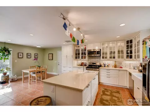 375 Harvard Ln, Boulder, CO 80305 photo 4