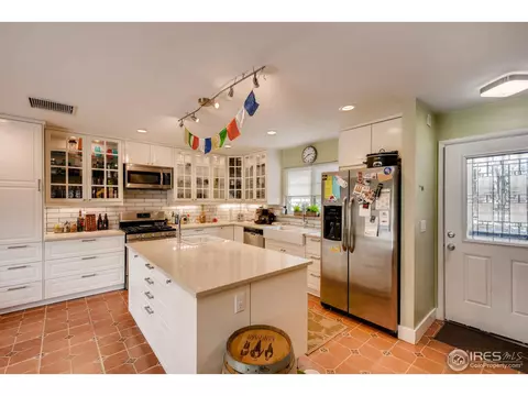 375 Harvard Ln, Boulder, CO 80305 photo 5